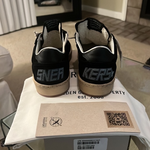 Golden Goose Black and White Sneakers - Picture 5 of 9